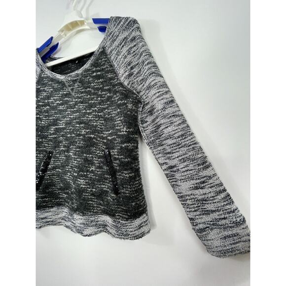 Miss Me Pullover Sweater Top Sequins Black Raglan Sleeves Boucle Size Small - Picture 4 of 10